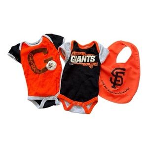 San Francisco Giants Infant Bodysuit Bib 3-Piece Set 3-6M Baseball Fan Gear